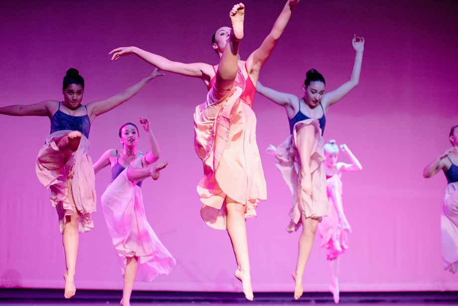 Justin-Siena StudentLife_Dance