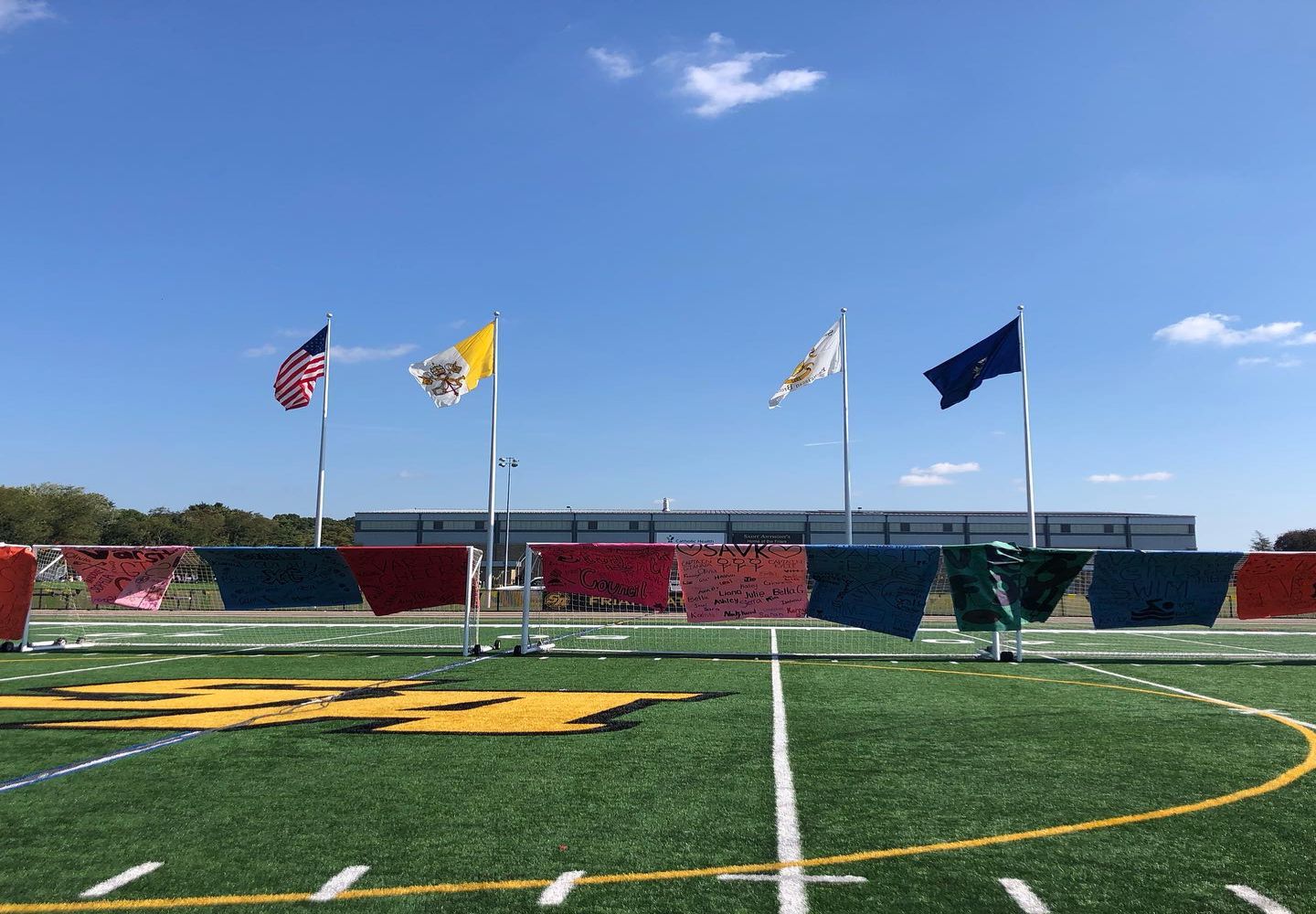 聖安東尼高中(Saint Anthony's High School)