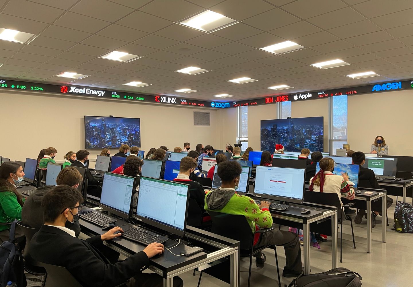 聖安東尼高中(Saint Anthony's High School)