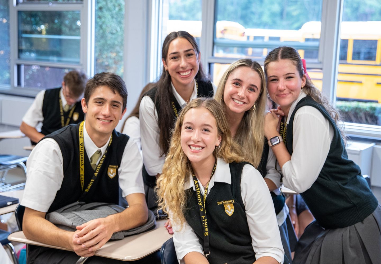 聖安東尼高中(Saint Anthony's High School)