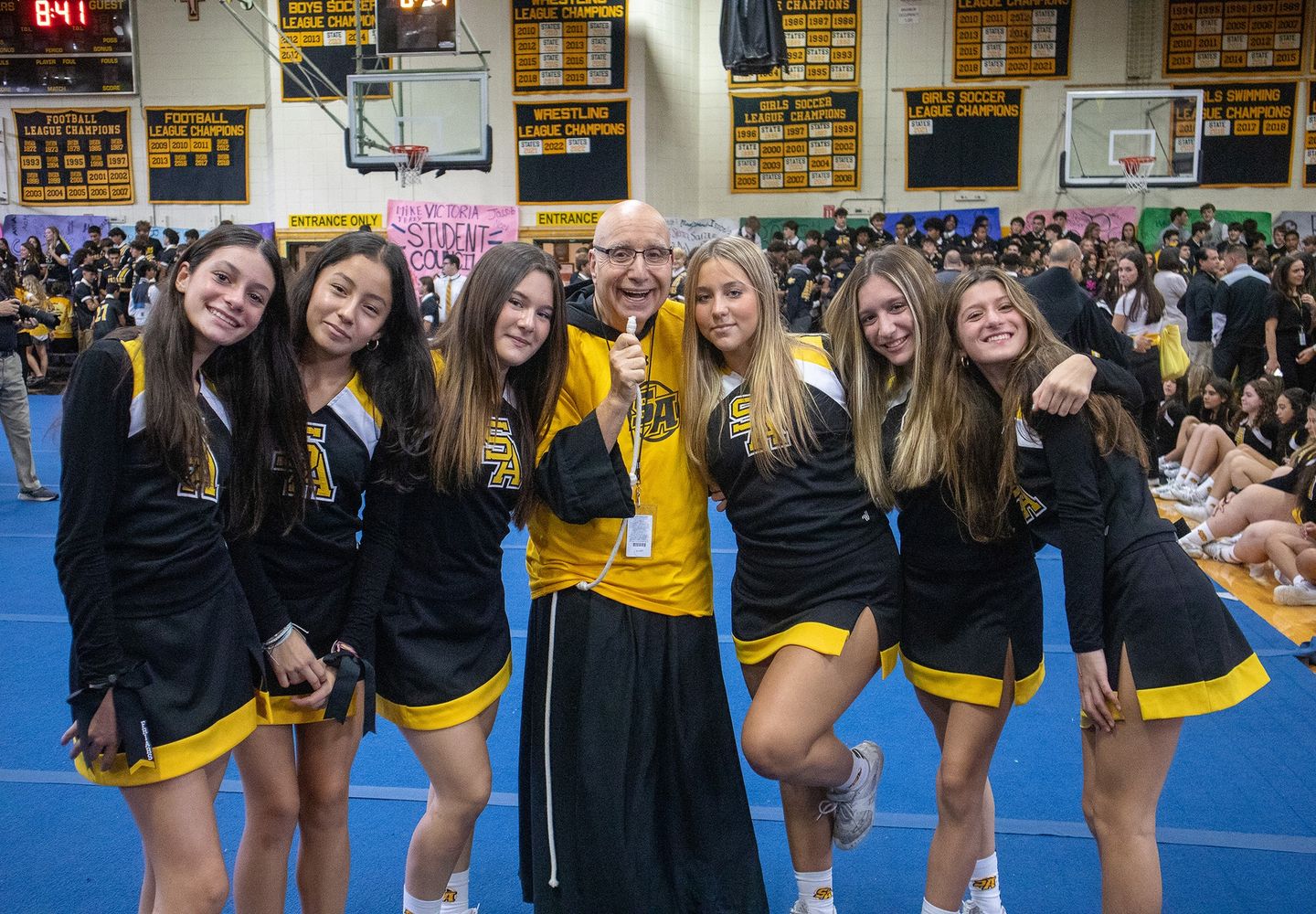 聖安東尼高中(Saint Anthony's High School)